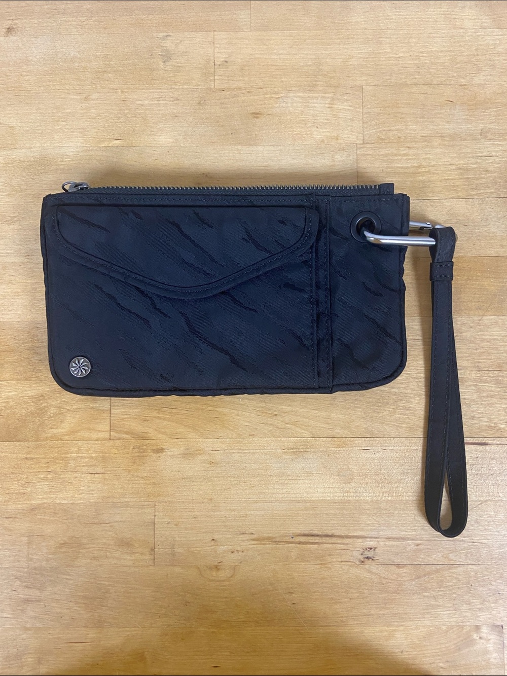 Athleta Black Coffee Run Clutch